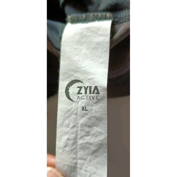 Zyia Sports Bra Size XL Black Camouflage Zip Back Padded Wireless Racerback - Picture 5 of 7